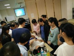 柳州哪里学针灸可以考针灸证柳州中医针灸理疗培训学校