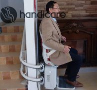 深圳萨瓦瑞亚直线型座椅电梯的性价比高嘛？