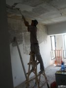 南昌青山湖专业房屋翻新墙面修补铲墙皮水电整改安装维修